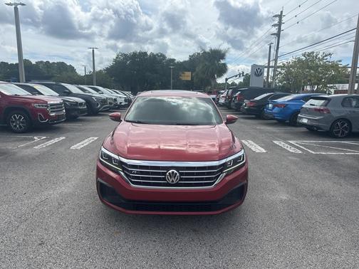 2021 Volkswagen Passat 2.0T R-Line