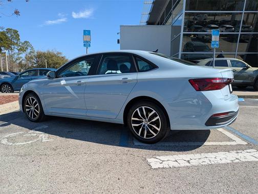 2026 Volkswagen Jetta 1.4T SE