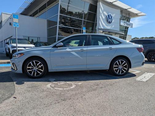 2026 Volkswagen Jetta 1.4T SE