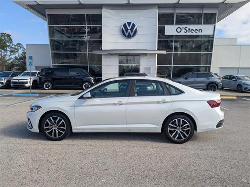 2026 Volkswagen Jetta 1.4T SE