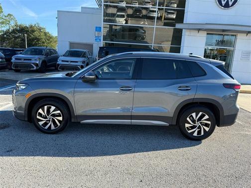 2026 Volkswagen Tiguan 2.0T S