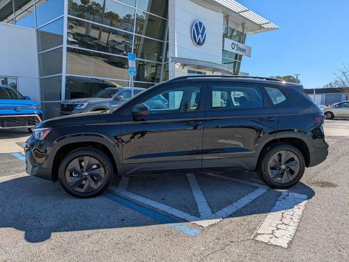 Deep Black Pearl 2026 Volkswagen Taos S
