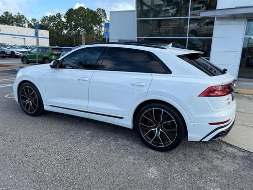 2023 Audi Q8 55 Prestige