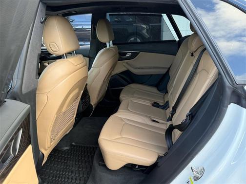 2023 Audi Q8 55 Prestige