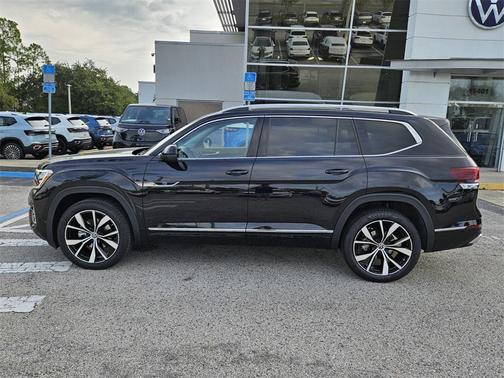 2026 Volkswagen Atlas 2.0T SEL Premium R-Line 4MOTION