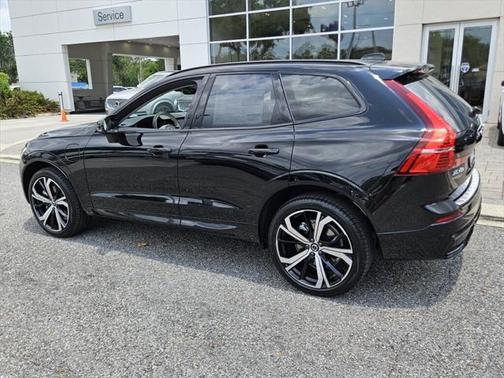 2025 Volvo XC60 Plug-In Hybrid T8 Ultra