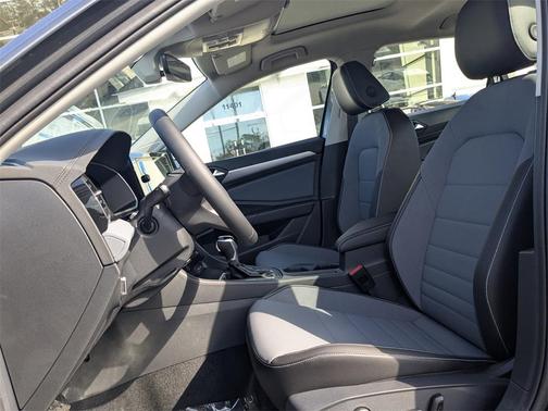 2026 Volkswagen Jetta 1.4T SE