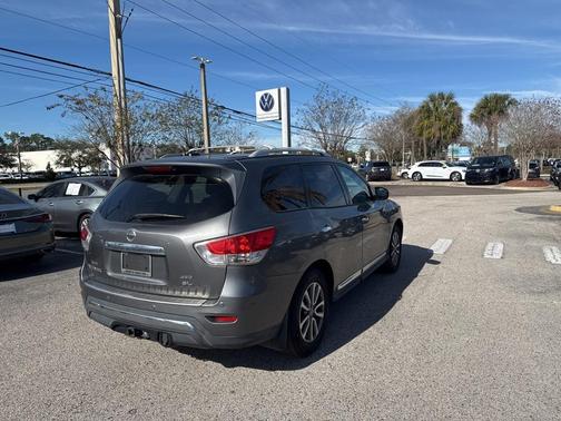 2015 Nissan Pathfinder SL