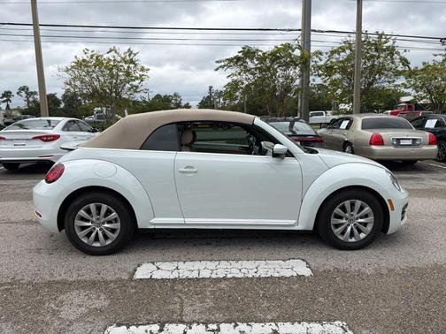 2019 Volkswagen Beetle 2.0T S