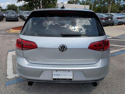 Reflex Silver Metallic 2015 Volkswagen Golf GTI 2.0T S 4-Door