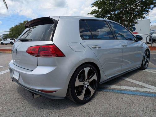 Reflex Silver Metallic 2015 Volkswagen Golf GTI 2.0T S 4-Door