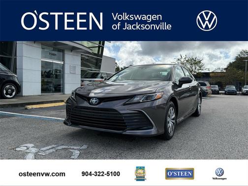 2024 Toyota Camry Hybrid LE