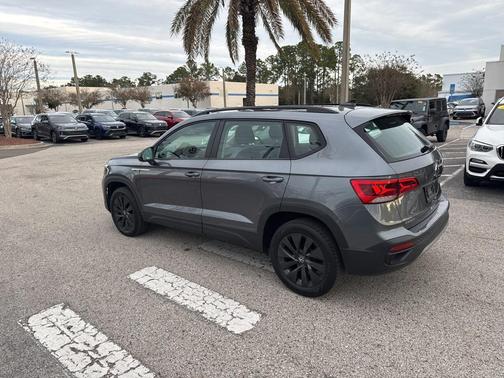 2022 Volkswagen Taos 1.5T S