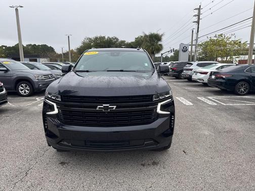 2023 Chevrolet Suburban RST