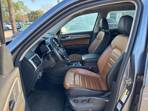 2018 Volkswagen Atlas 3.6L SEL Premium