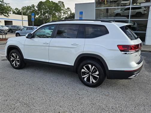 2026 Volkswagen Atlas 2.0T SE