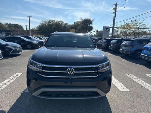 2023 Volkswagen Atlas Cross Sport 2.0T SE w/Technology