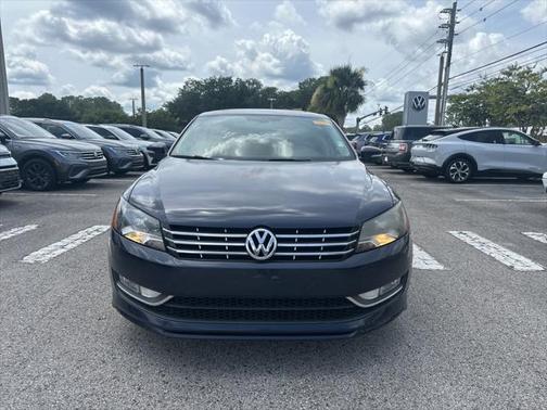 2015 Volkswagen Passat 3.6L V6 DSG SEL Premium