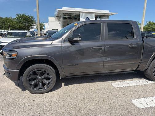 Granite Crystal Metallic Clearcoat 2021 RAM 1500 Limited
