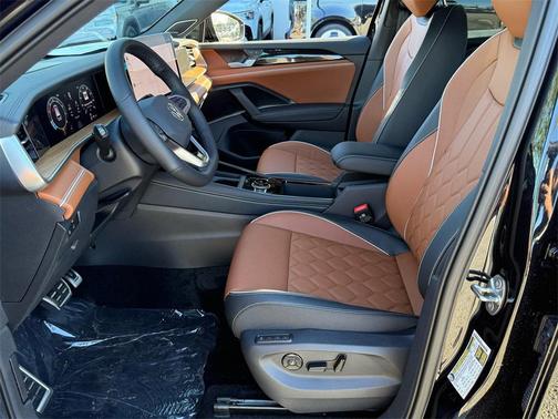 2026 Volkswagen Tiguan 2.0T SEL R-Line 4MOTION