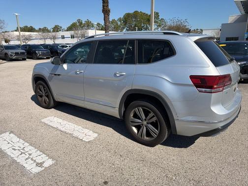 2018 Volkswagen Atlas 3.6L SE w/Technology