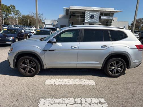 2018 Volkswagen Atlas 3.6L SE w/Technology