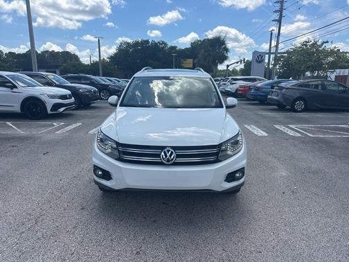 2016 Volkswagen Tiguan SE