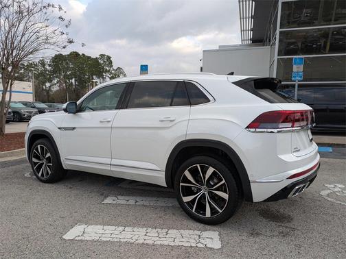 2026 Volkswagen Atlas Cross Sport 2.0T SEL Premium