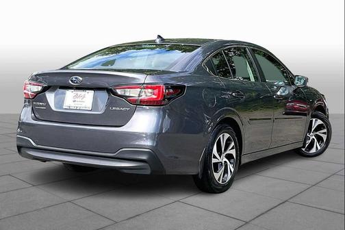 2022 Subaru Legacy Base