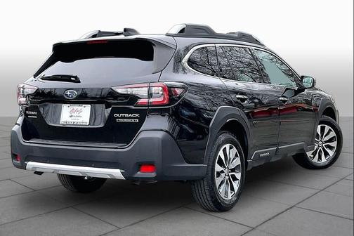 2023 Subaru Outback Touring XT