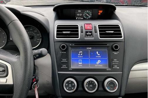 2017 Subaru Forester 2.5i