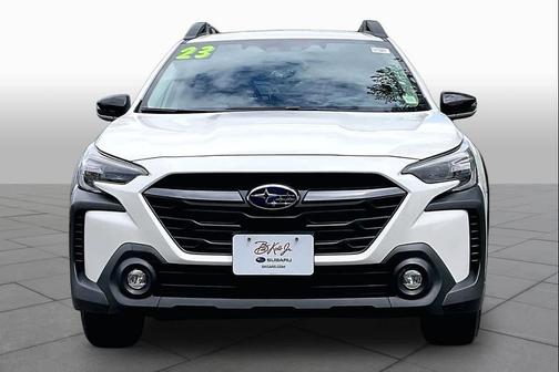 Crystal White Pearl 2023 Subaru Outback Premium