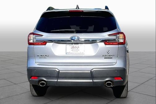 Ice Silver Metallic 2023 Subaru Ascent Limited 8-Passenger