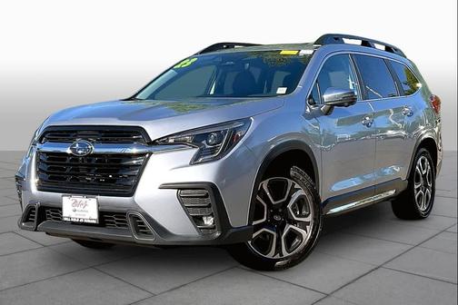Ice Silver Metallic 2023 Subaru Ascent Limited 8-Passenger