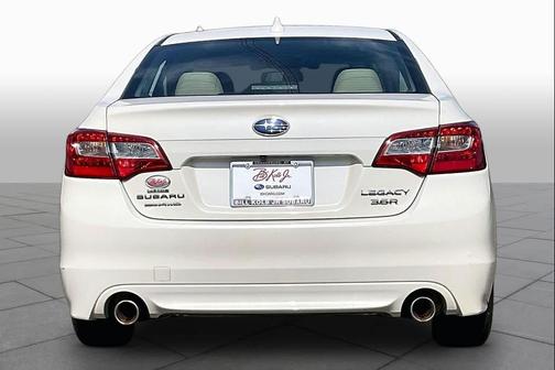Crystal White Pearl 2016 Subaru Legacy Limited