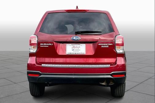 2017 Subaru Forester 2.5i