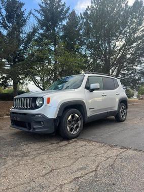 Glacier Metallic 2015 Jeep Renegade Latitude