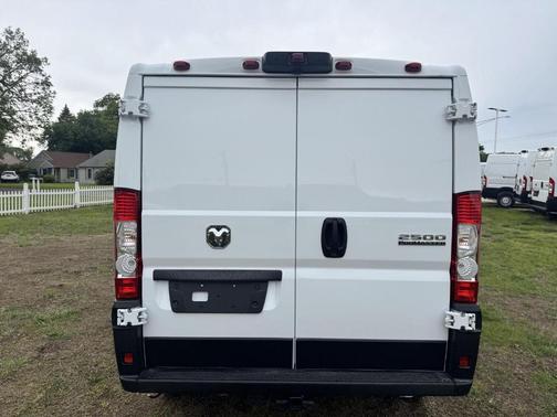 Bright White Clearcoat 2026 RAM ProMaster 2500 Tradesman