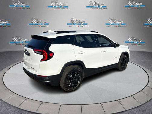 2024 GMC Terrain AWD AT4