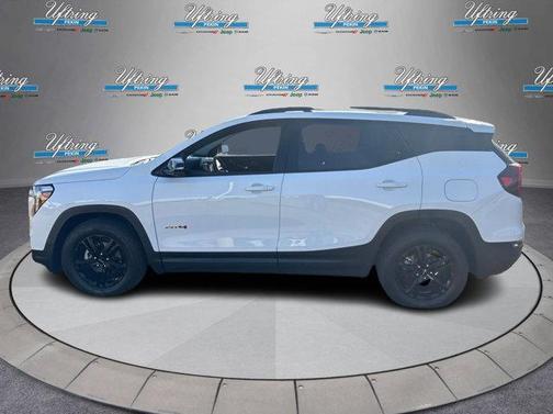 2024 GMC Terrain AWD AT4