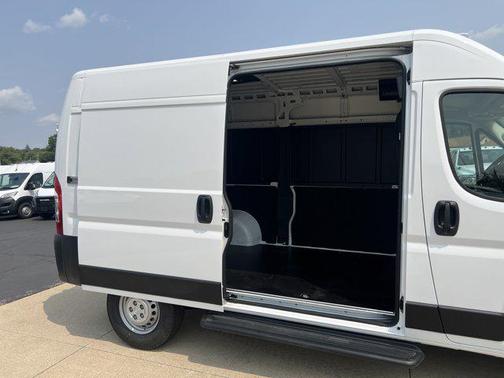 2025 RAM ProMaster 1500 Base