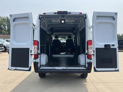 2025 RAM ProMaster 1500 Base