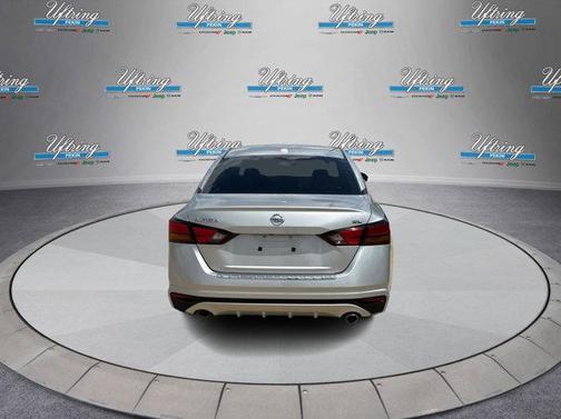 2022 Nissan Altima 2.5 SL