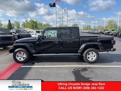 Black Clearcoat 2023 Jeep Gladiator Sport S