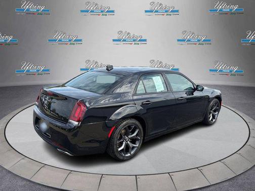 2023 Chrysler 300 S