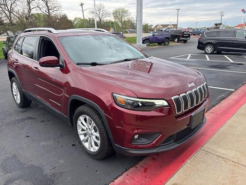Velvet Red Pearlcoat 2019 Jeep Cherokee Latitude
