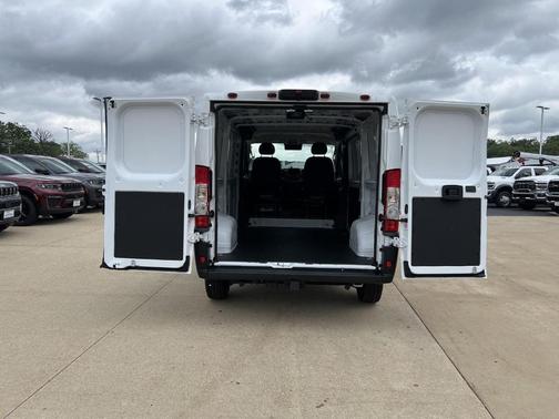 Bright White Clearcoat 2026 RAM ProMaster 2500 Tradesman