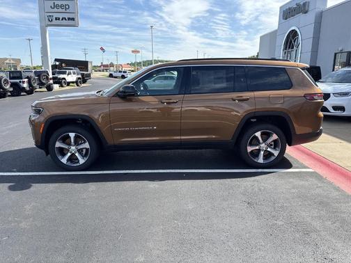 Copper Shino Metallic Clearcoat 2026 Jeep Grand Cherokee L Limited