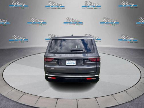 Baltic Gray Metallic Clearcoat 2024 Jeep Wagoneer L Series II 4x4