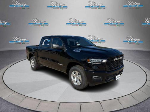 Diamond Black Crystal Pearlcoat 2026 RAM 1500 Big Horn/Lone Star